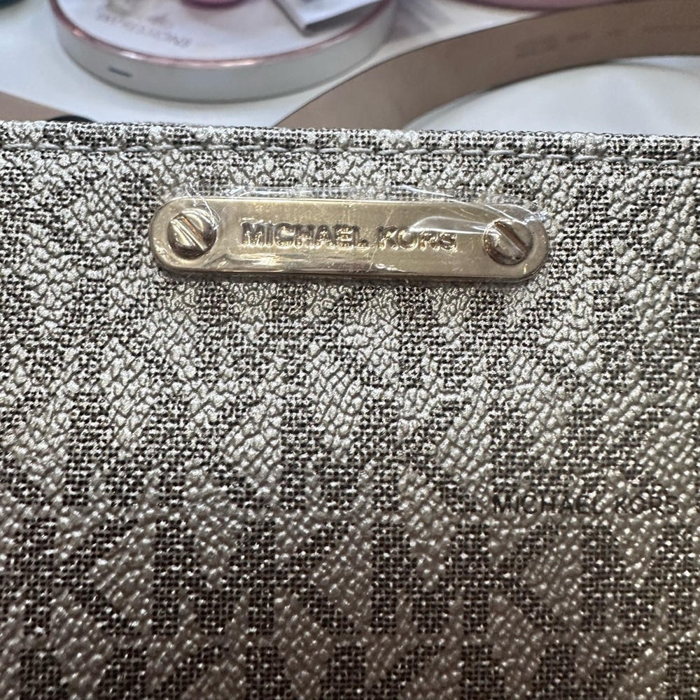 Michael Kors Belt Bag - Picture 2 of 5